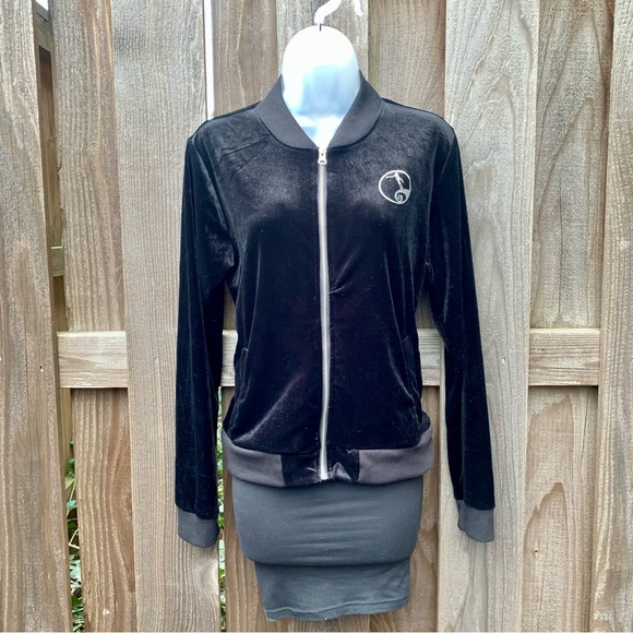 Jack Skellington Black Velour Zip Up Jacket - Picture 3 of 7